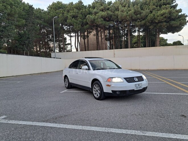 Volkswagen Passat 2004, 236,548 km - 1.8 l - Bakı