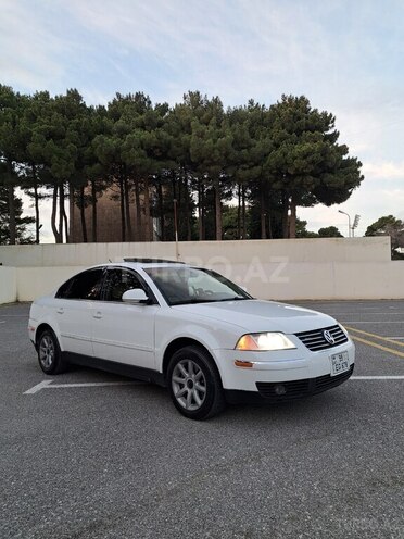 Volkswagen Passat 2004, 236,548 km - 1.8 l - Bakı