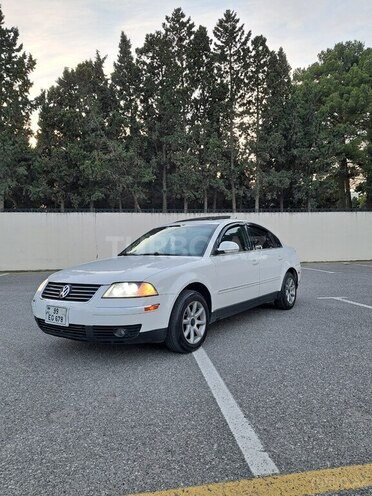 Volkswagen Passat 2004, 236,548 km - 1.8 l - Bakı