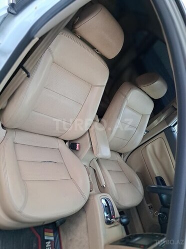 Volkswagen Passat 2004, 236,548 km - 1.8 l - Bakı