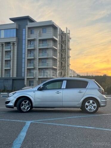 Opel Astra 2006, 286,000 km - 1.3 l - Bakı