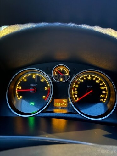 Opel Astra 2006, 286,000 km - 1.3 l - Bakı