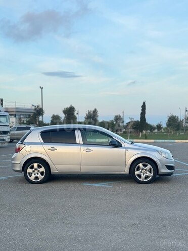 Opel Astra 2006, 286,000 km - 1.3 l - Bakı