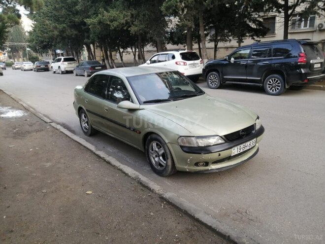 Opel Vectra 1996, 200,000 km - 1.8 l - Bakı