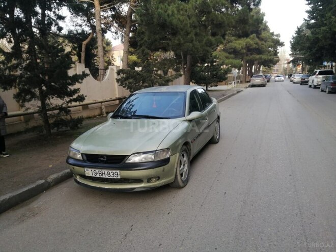 Opel Vectra 1996, 200,000 km - 1.8 l - Bakı