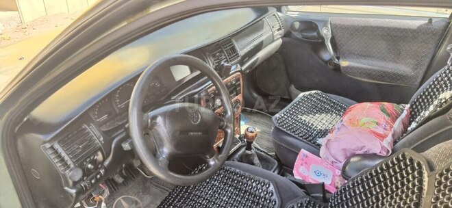 Opel Vectra 1996, 200,000 km - 1.8 l - Bakı