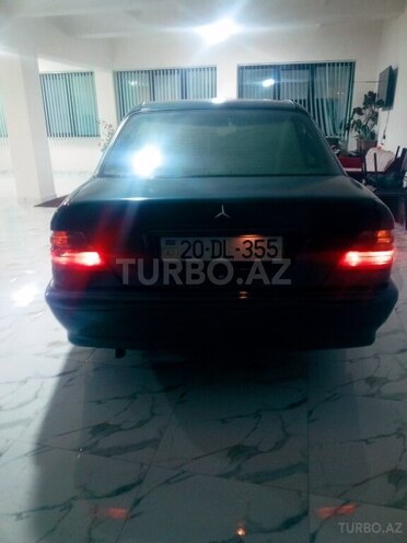 Mercedes C 180 1996, 298,641 km - 1.8 l - Zaqatala