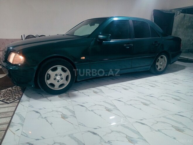 Mercedes C 180 1996, 298,641 km - 1.8 l - Zaqatala