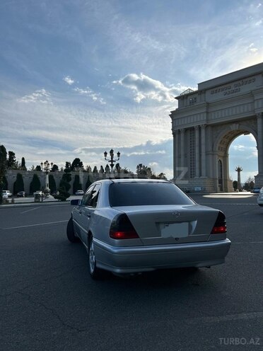 Mercedes C 230 1999, 380,000 km - 2.3 л - Gəncə