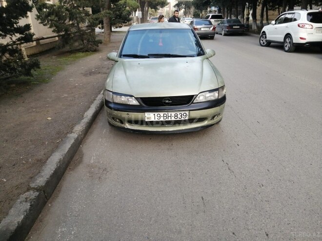 Opel Vectra 1996, 200,000 km - 1.8 l - Bakı