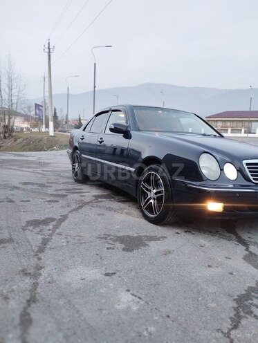 Mercedes E 320 2001, 313,148 km - 3.2 л - İsmayıllı