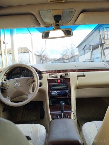 Mercedes E 320 2001, 313,148 km - 3.2 л - İsmayıllı