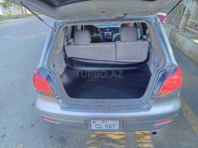 Mitsubishi Airtrek 2001, 290,000 km - 2.4 l - Şabran