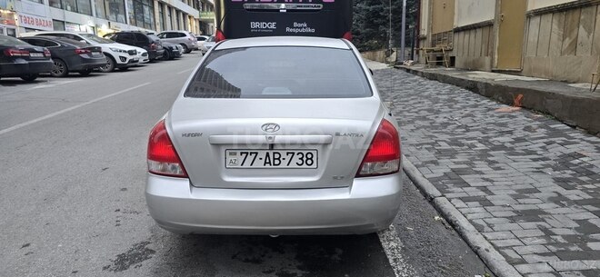 Hyundai Elantra 2001, 151,000 km - 2.0 л - Bakı