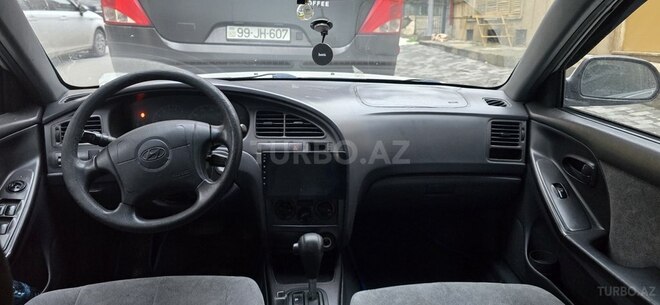 Hyundai Elantra 2001, 151,000 km - 2.0 л - Bakı