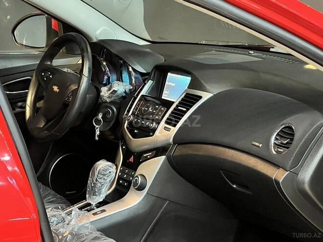 Chevrolet Cruze-15