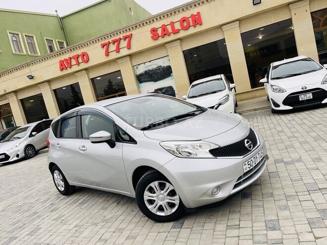 Nissan Note-2