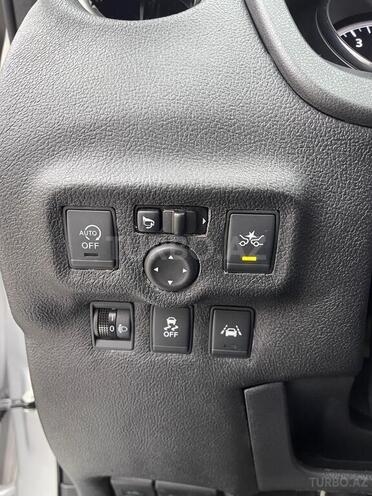 Nissan Note-17