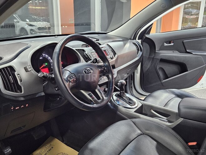 Kia Sportage-12