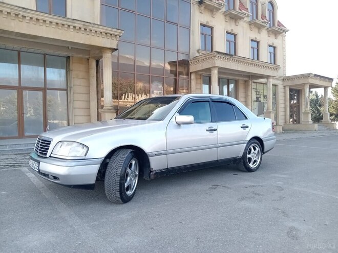 Mercedes C 180 1995, 27,200 km - 1.8 l - İsmayıllı