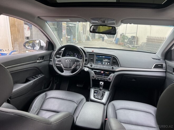 Hyundai Elantra 2016, 186,600 km - 1.6 л - Bakı
