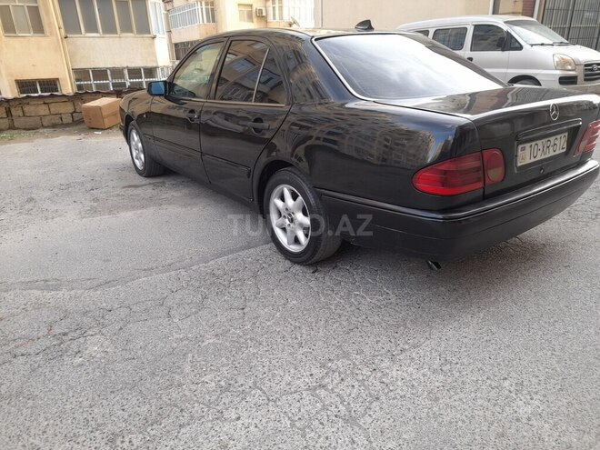 Mercedes E 220 d 1996, 256,333 km - 2.2 l - Bakı