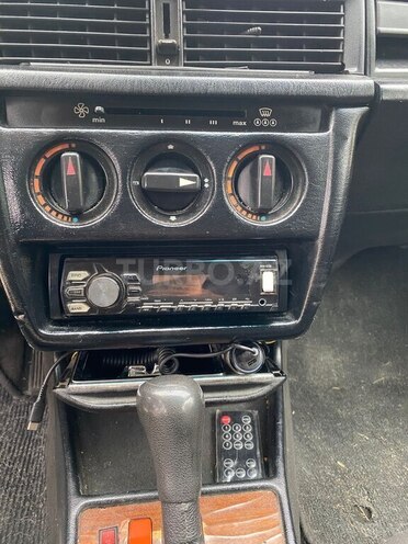 Mercedes 190 1991, 150,000 km - 2.0 l - Göygöl