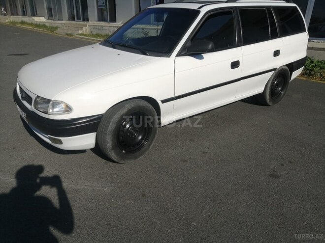 Opel Astra 1996, 480,208 km - 1.7 l - Qax