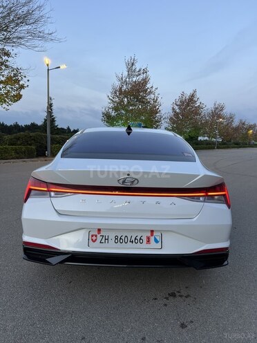 Hyundai Elantra 2021, 62,500 km - 2.0 l - Bakı