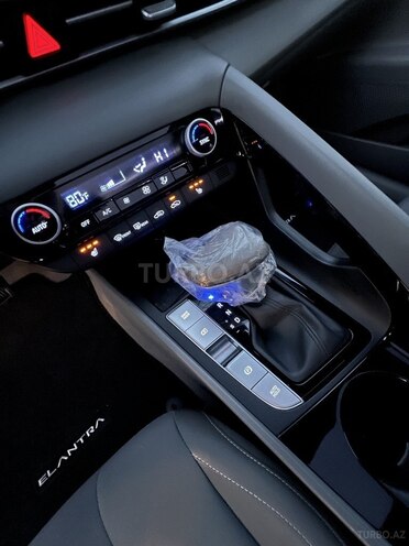 Hyundai Elantra 2021, 62,500 km - 2.0 l - Bakı