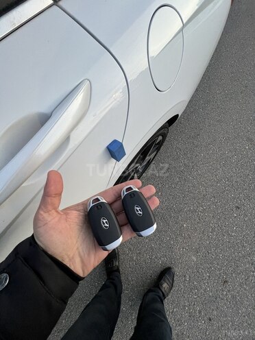 Hyundai Elantra 2021, 62,500 km - 2.0 l - Bakı