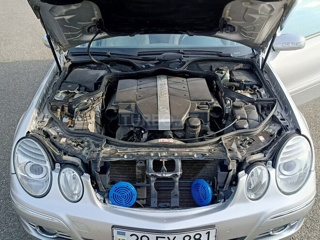 Mercedes E 320 2003, 300,000 km - 3.2 l - Gəncə