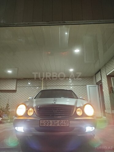 Mercedes E 240 2000, 350,000 km - 2.4 l - Tovuz
