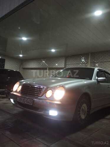 Mercedes E 240 2000, 350,000 km - 2.4 l - Tovuz