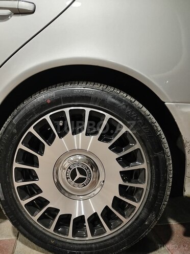 Mercedes E 240 2000, 350,000 km - 2.4 l - Tovuz