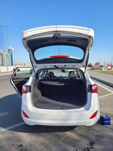 Hyundai i30 2015, 238,000 km - 1.6 l - Bakı