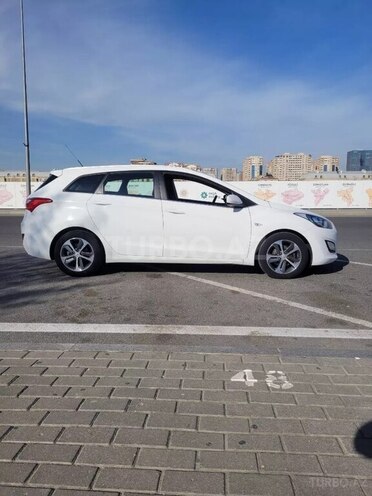 Hyundai i30 2015, 238,000 km - 1.6 l - Bakı