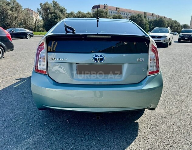Toyota Prius 2015, 190,000 km - 1.8 л - Bakı