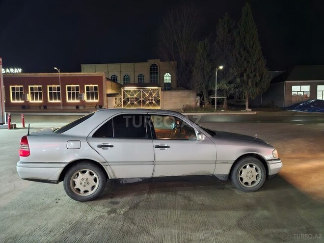 Mercedes C 220 1995, 999,928 km - 2.2 л - Gəncə