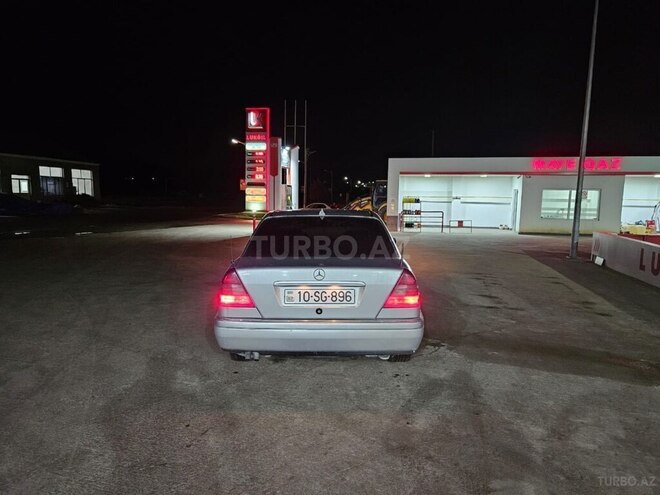Mercedes C 220 1995, 999,928 km - 2.2 л - Gəncə