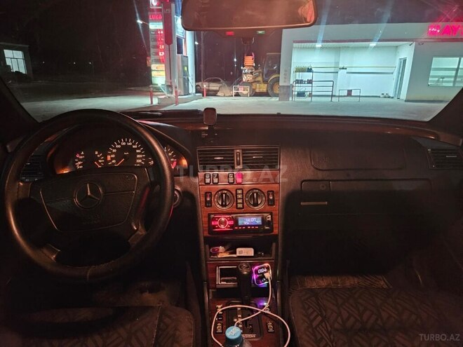 Mercedes C 220 1995, 999,928 km - 2.2 л - Gəncə