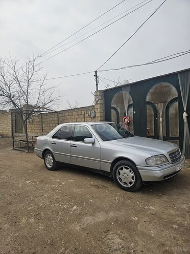 Mercedes C 220 1995, 999,928 km - 2.2 л - Gəncə