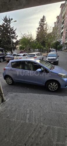 Toyota Yaris 2013, 198,500 km - 1.3 л - Bakı