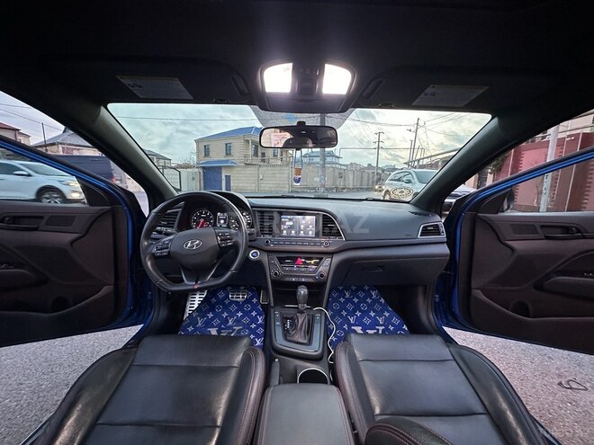 Hyundai Elantra 2018, 133,000 km - 1.6 l - Bakı
