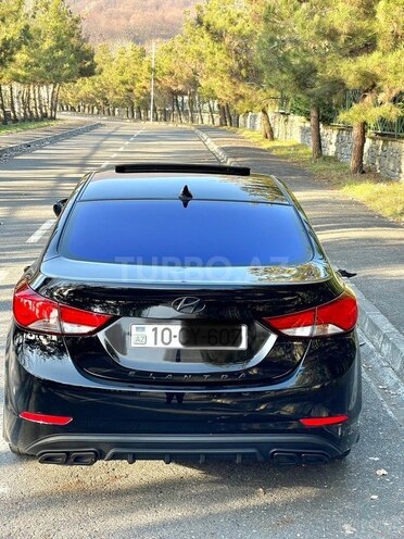 Hyundai Elantra 2015, 185,500 km - 1.8 l - Qəbələ