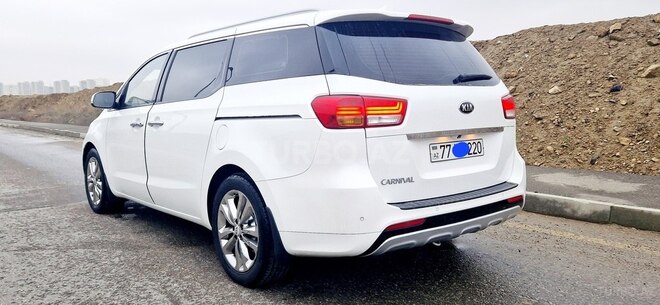 Kia Carnival 2016, 220,000 km - 2.2 л - Xırdalan
