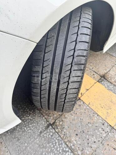 Mercedes E 250 2014, 221,000 km - 1.8 l - Bakı
