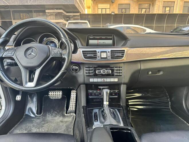 Mercedes E 250 2014, 221,000 km - 1.8 l - Bakı