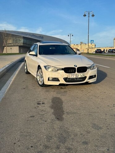 BMW 320-3