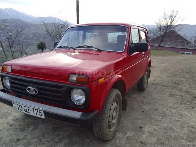 LADA (VAZ) Niva 1995, 100,000 km - 1.7 л - Yardımlı